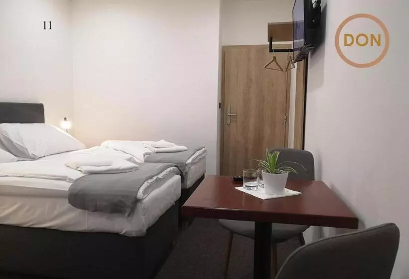 ホテル Penzion Don