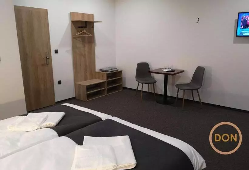 ホテル Penzion Don