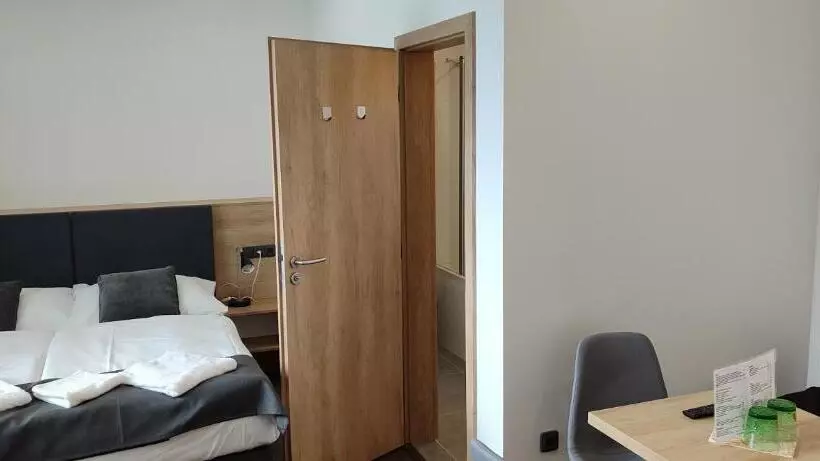 ホテル Penzion Don