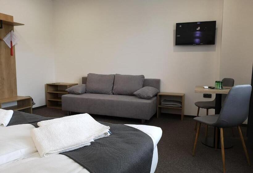 فندق Penzion Don