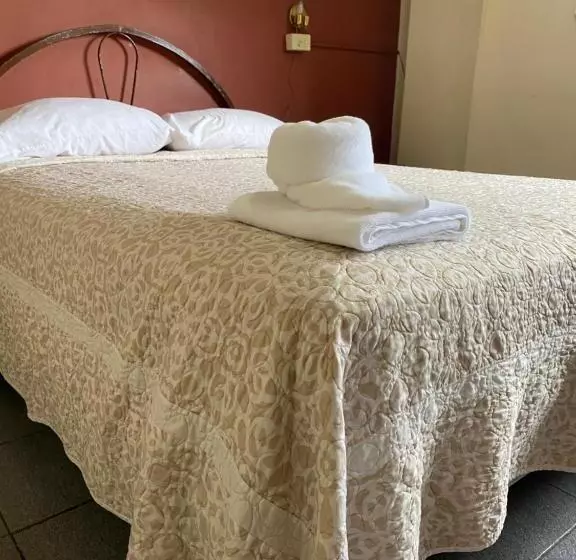 ホテル Toledo