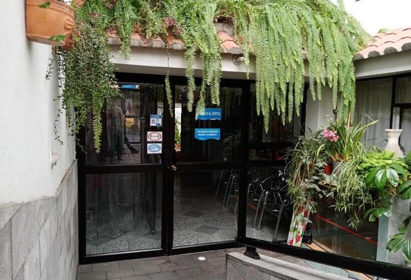 פנסיון Hostal Sauna Water Palace