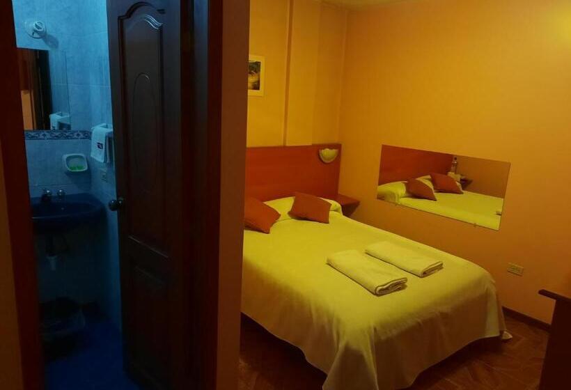 פנסיון Hostal Sauna Water Palace