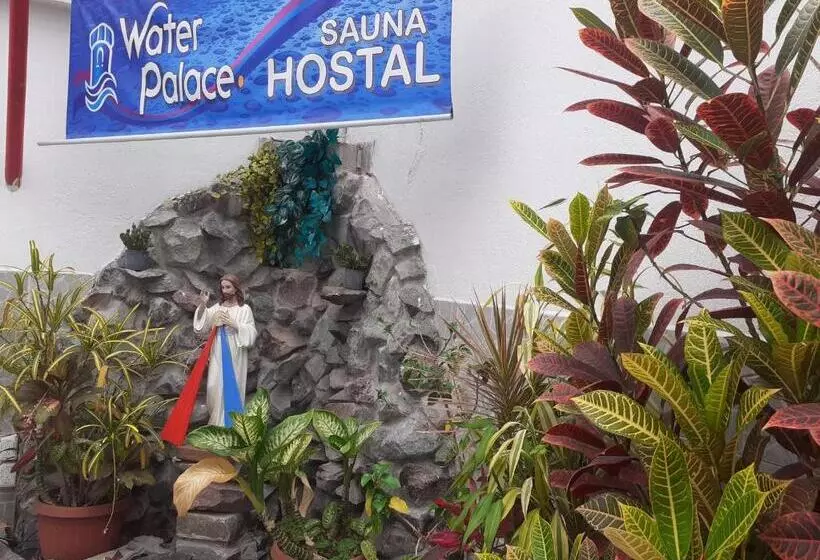 ペンション Hostal Sauna Water Palace