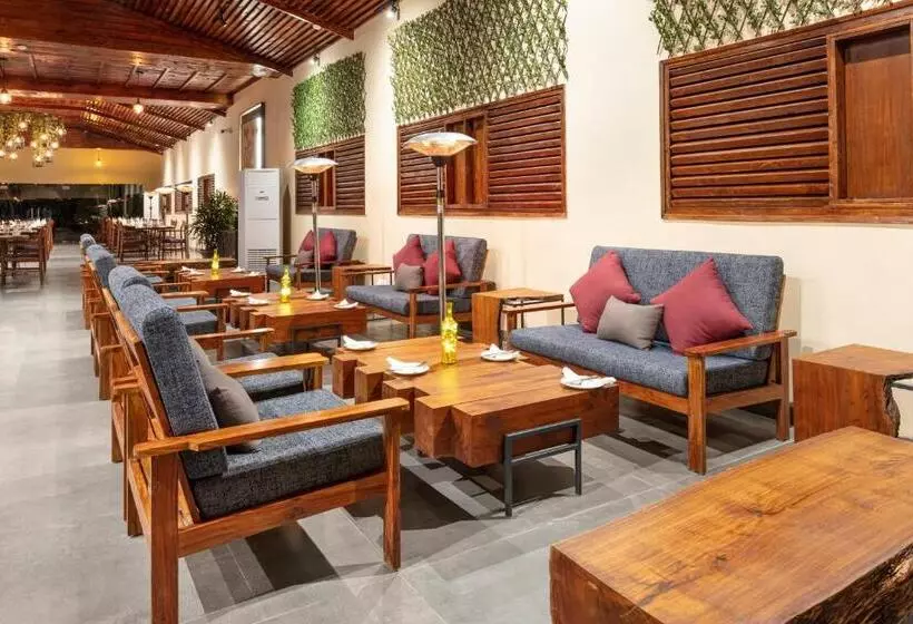 Suryavilas Luxury Resort & Spa