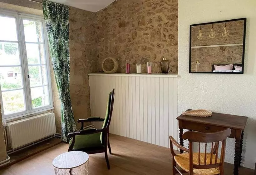 Aamiaismajoitus (B&B) Le Jardin Dans Les Vignes