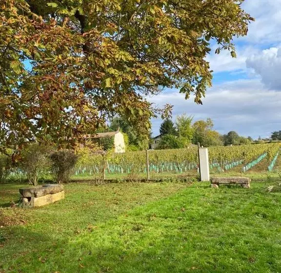 Aamiaismajoitus (B&B) Le Jardin Dans Les Vignes