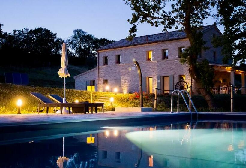 ホテル Casale Dei Cinque Colli