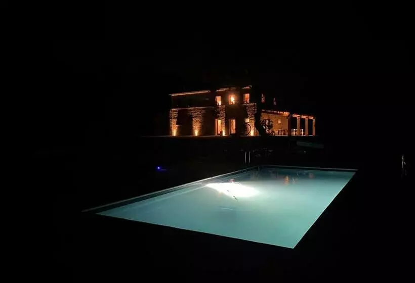 ホテル Casale Dei Cinque Colli