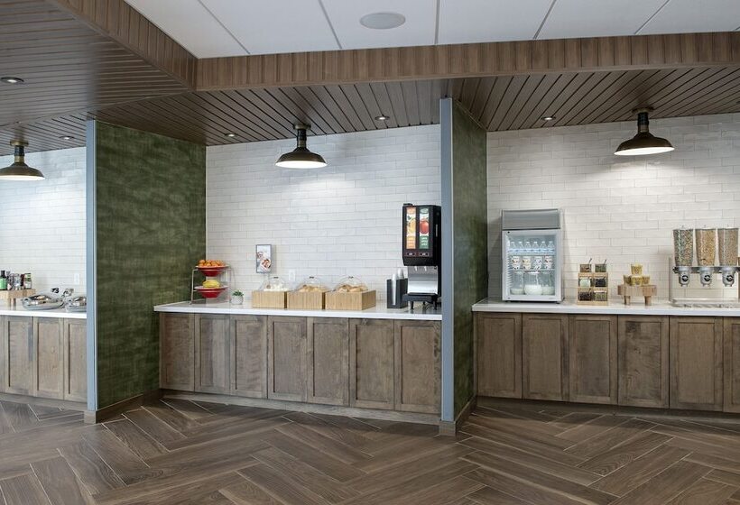 Отель Fairfield By Marriott Inn & Suites Aberdeen