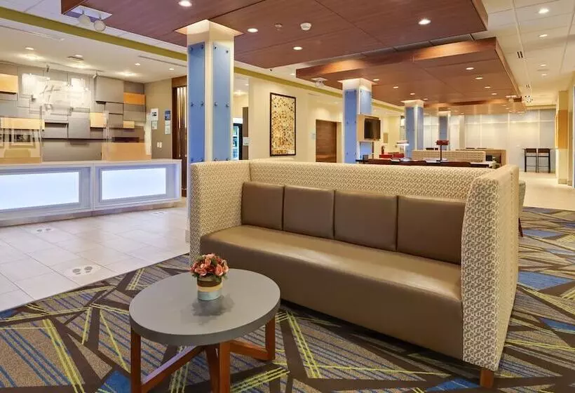 Hotelli Holiday Inn Express & Suites Latta By Ihg