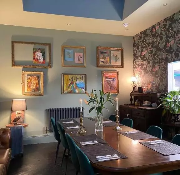 ホテル Lairds House