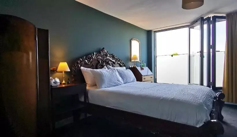 ホテル Lairds House