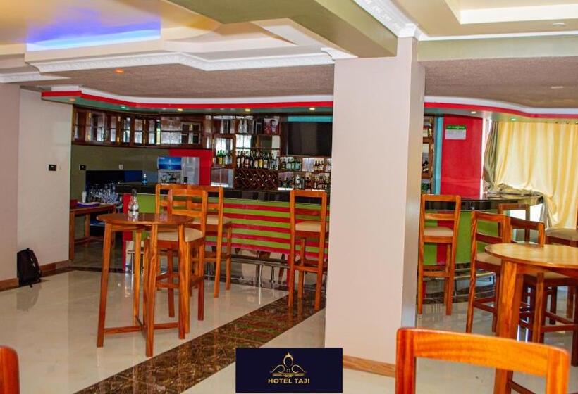 هتل Taji