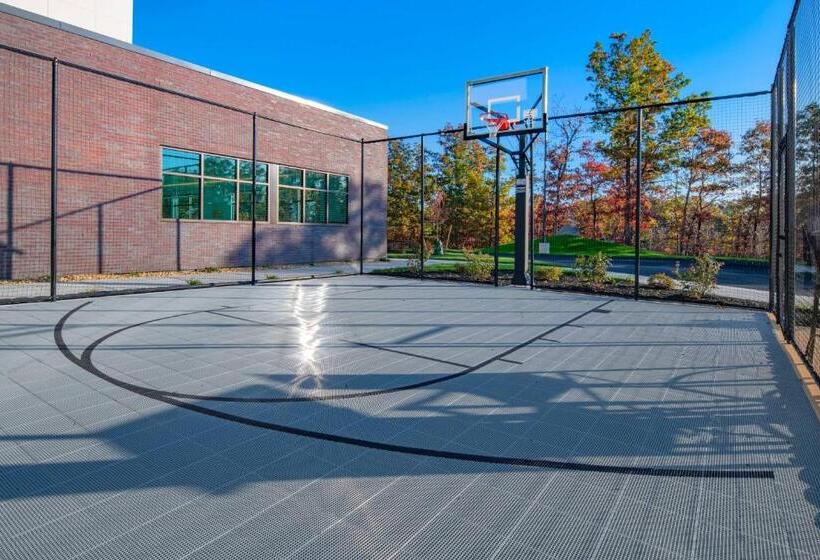 Отель Towneplace Suites By Marriott Wrentham Plainville