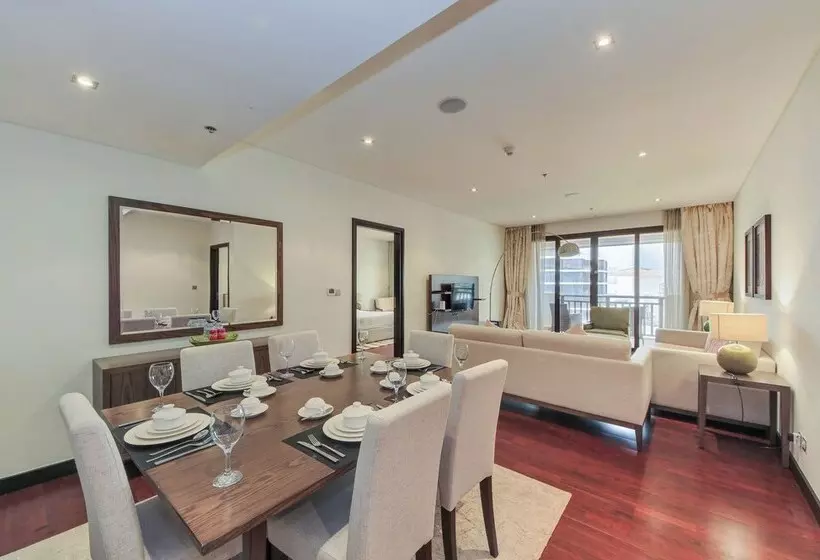 Luxe Getaways Palm Jumeirah