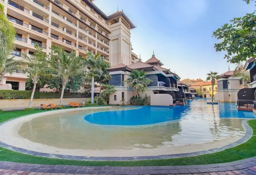 Luxe Getaways Palm Jumeirah