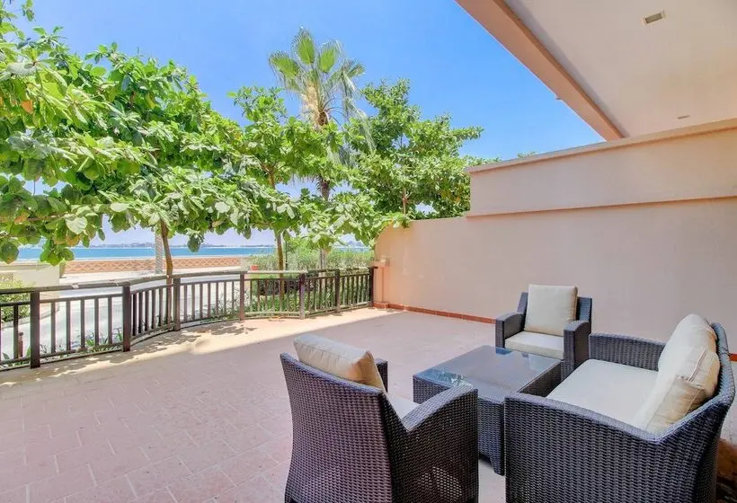 Luxe Getaways Palm Jumeirah
