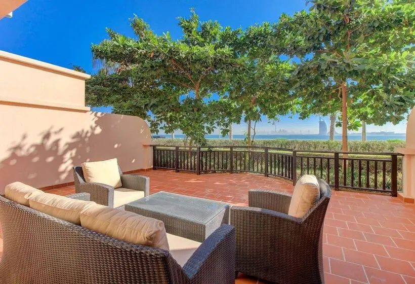 Luxe Getaways Palm Jumeirah
