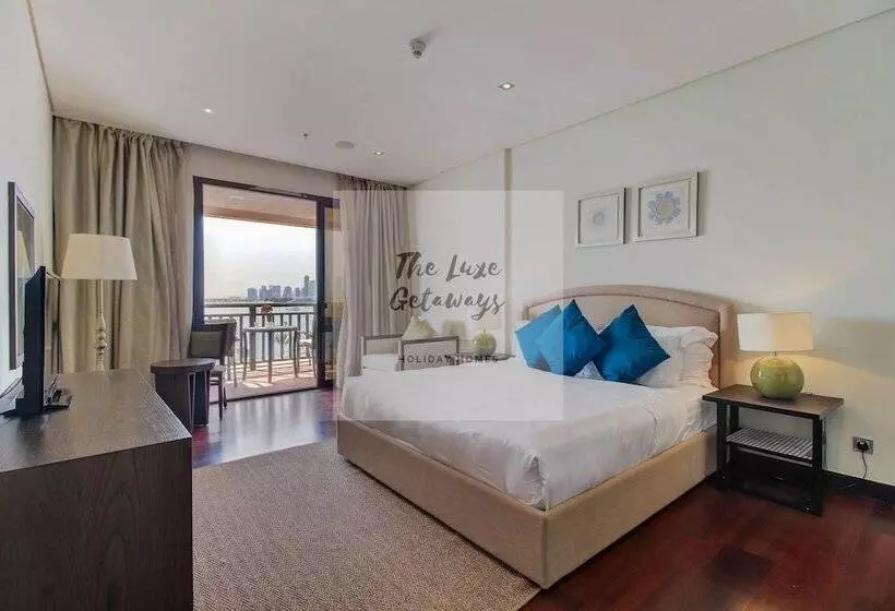 Luxe Getaways Palm Jumeirah
