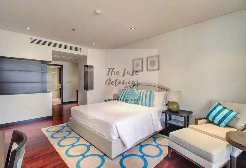 Luxe Getaways Palm Jumeirah