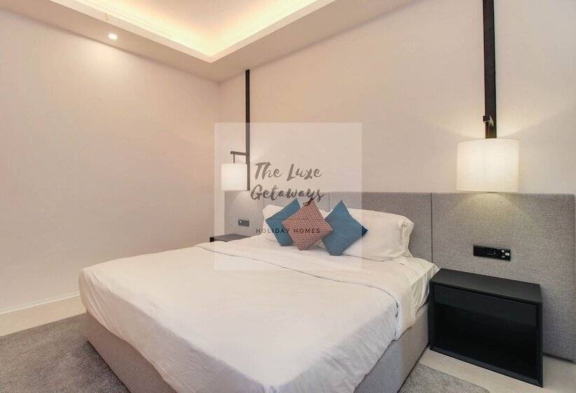 Luxe Getaways Palm Jumeirah