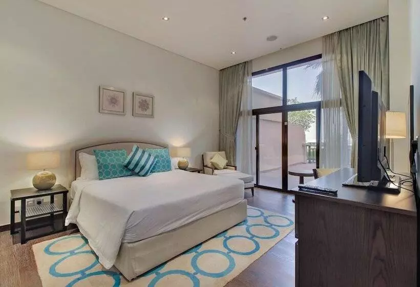 Luxe Getaways Palm Jumeirah