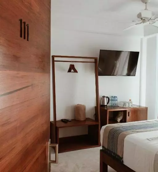 Noah Beach Hotel & Suites