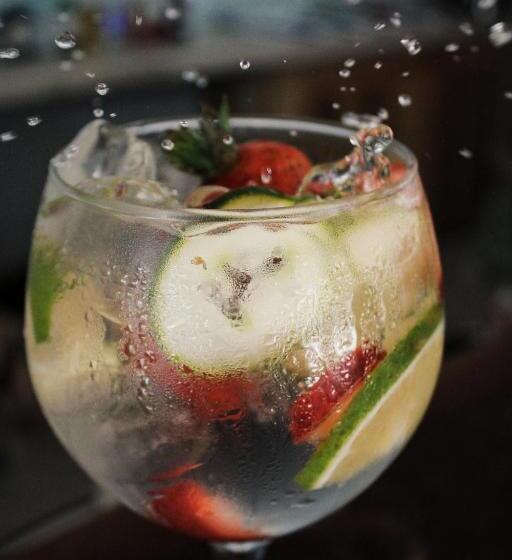 Noah Beach Hotel & Suites