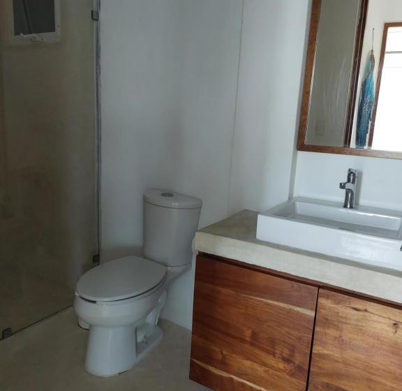 Noah Beach Hotel & Suites