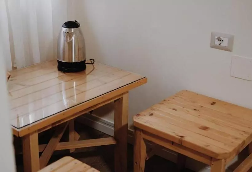 ペンション At Pikotiko S   Korca City Rooms For Rent