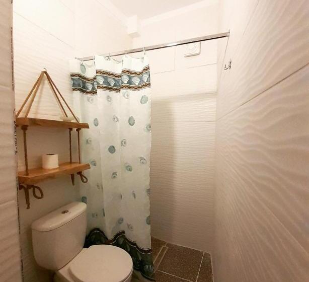 پانسیون At Pikotiko S   Korca City Rooms For Rent