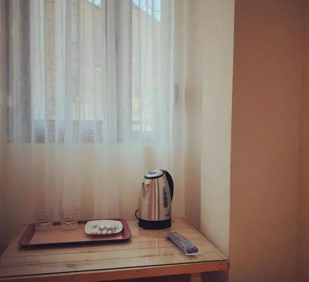 ペンション At Pikotiko S   Korca City Rooms For Rent
