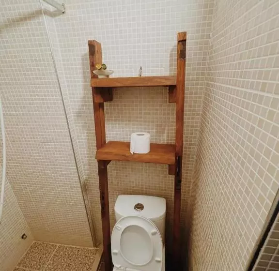 ペンション At Pikotiko S   Korca City Rooms For Rent