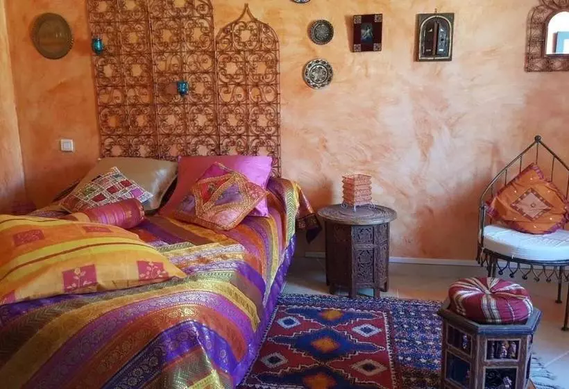 پانسیون Room In Guest Room   Moorish Room Located In The House Of Josepha