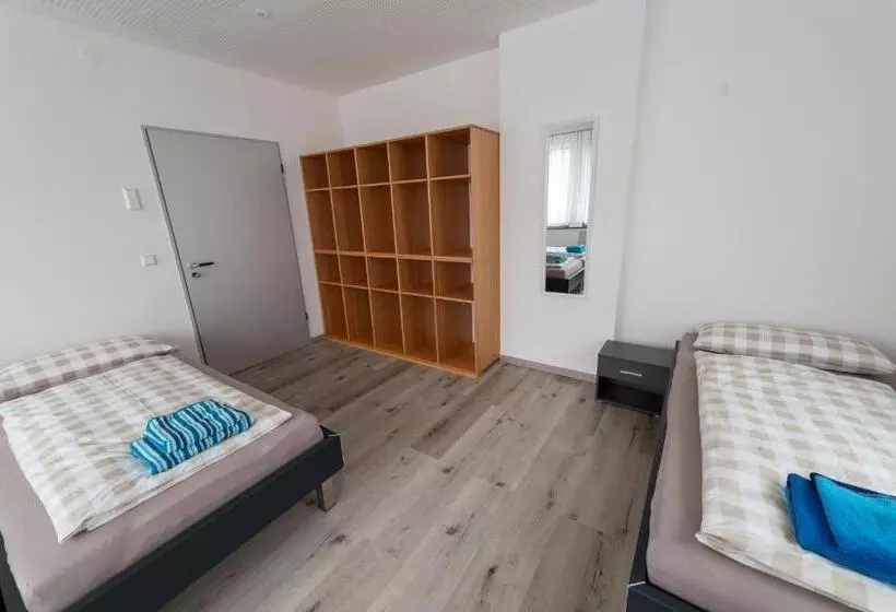 Stadthaus Seeblick G5   Hostel