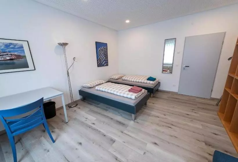 Stadthaus Seeblick G5   Hostel