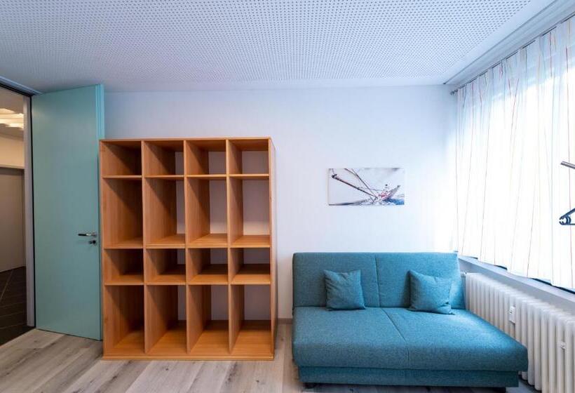 Stadthaus Seeblick G5   Hostel