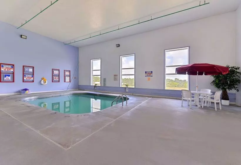 Отель Americas Best Value Inn & Suites Clear Lake