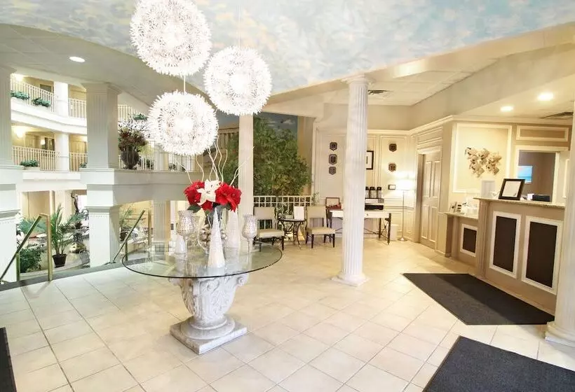 Отель Bella Vista Suites Lake Geneva