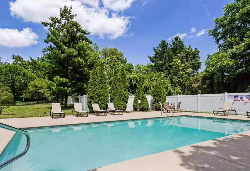 Hotel Best Western Plus Hannaford Inn & Suites