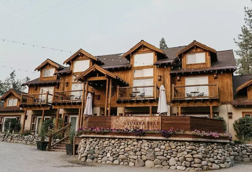 Отель Chalet View Lodge