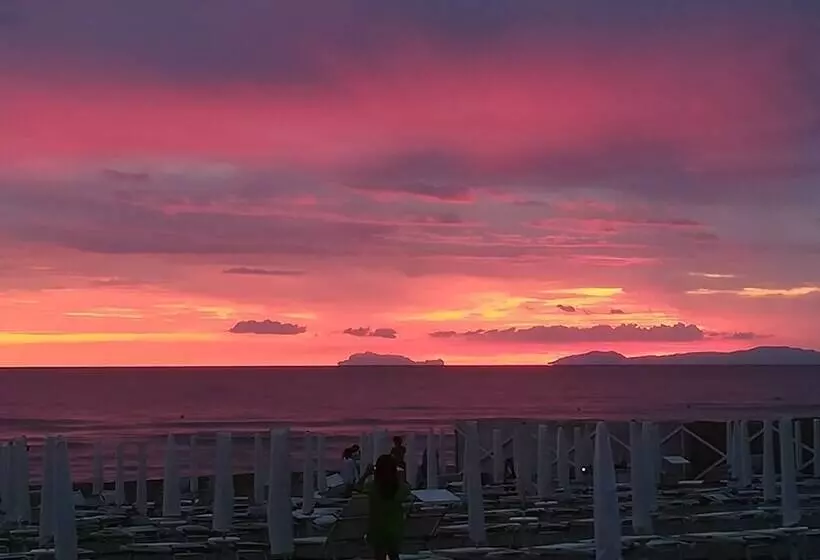 酒店 Club Clorinda Nuova Gestione 2024