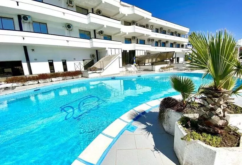 酒店 Club Clorinda Nuova Gestione 2024