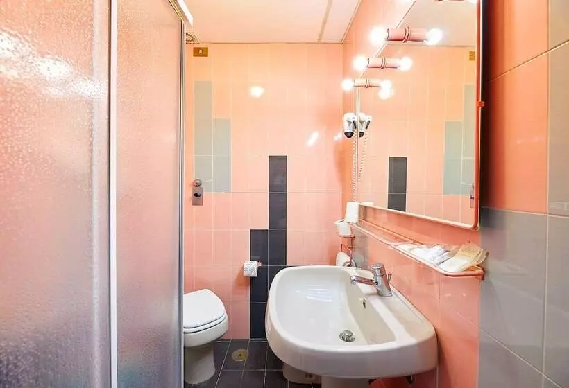 酒店 Club Clorinda Nuova Gestione 2024