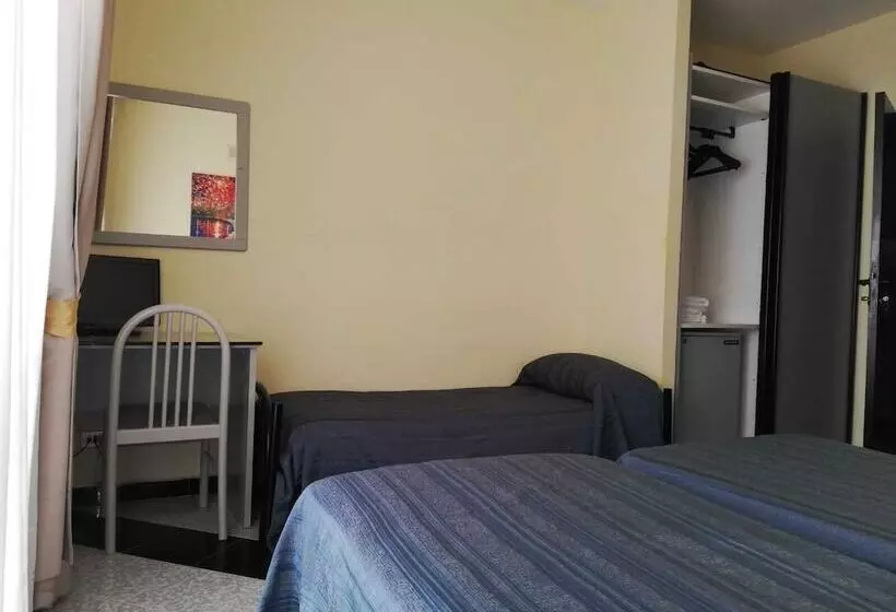 酒店 Club Clorinda Nuova Gestione 2024