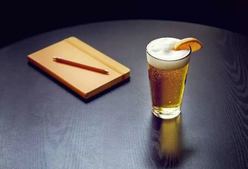 هتل Courtyard By Marriott New Orleans French Quarter/iberville