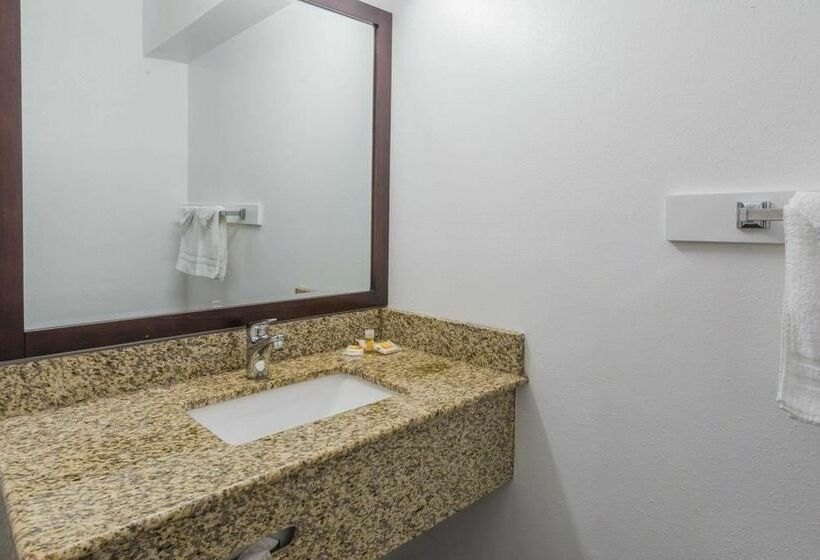 Otel Days Inn By Wyndham Portland Central