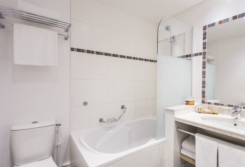 هتل Fraser Suites Paris La Défense