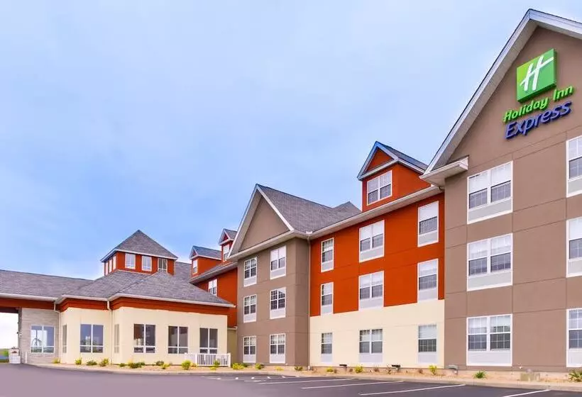 Отель Holiday Inn Express Mystic, An Ihg